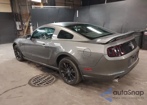 2013 Ford Mustang V6 из США, поврежденный, VIN 1ZVBP8AM6D5230832